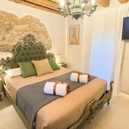 Luxury Calle Olivi Apartment